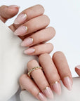 Faux-ongles nude bordure dorée